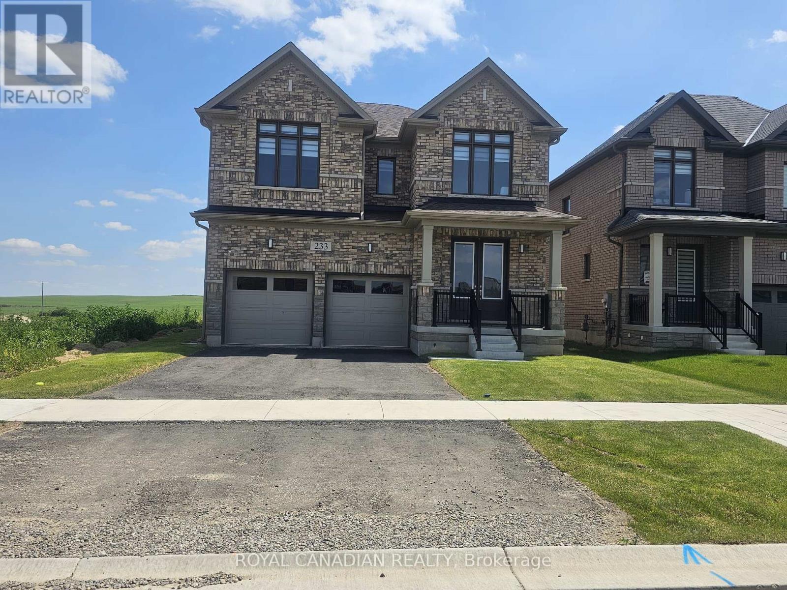 233 LESLIE DAVIS STREET, North Dumfries, Ontario
