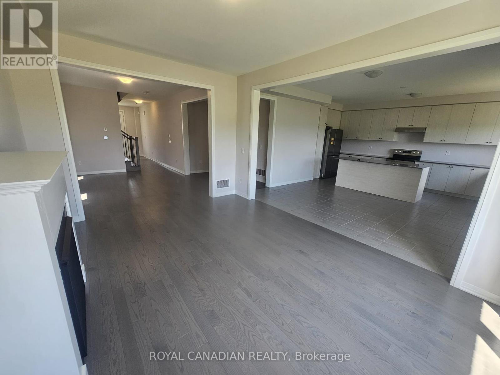233 Leslie Davis Street, North Dumfries, Ontario  N0B 1E0 - Photo 14 - X13629448