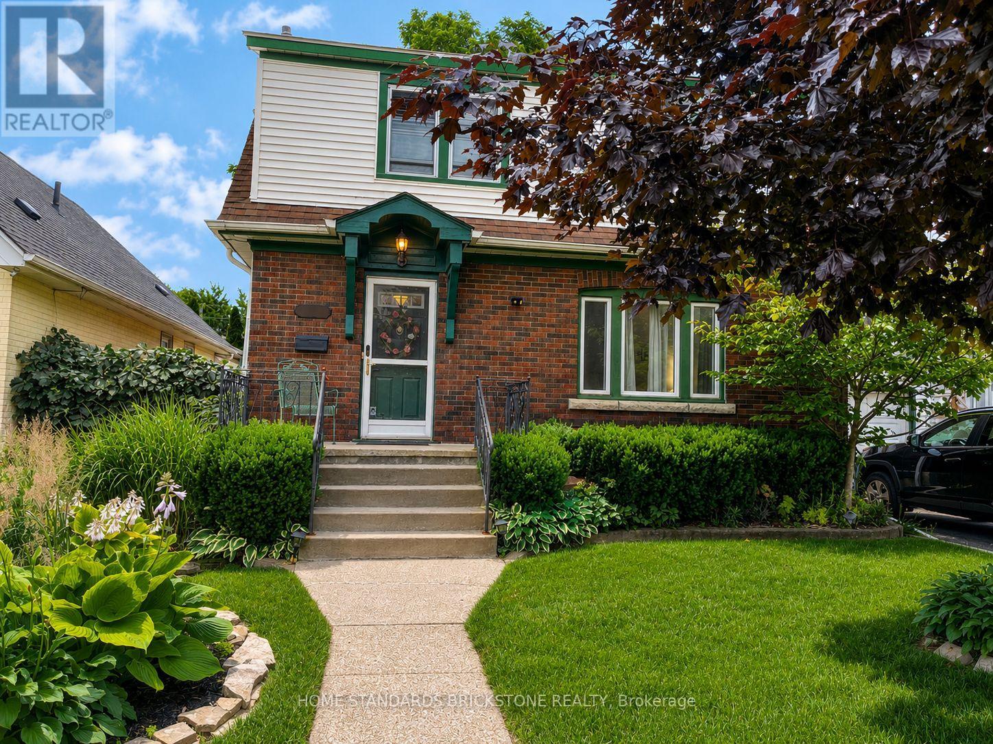 5400 CEDAR STREET, Niagara Falls, Ontario