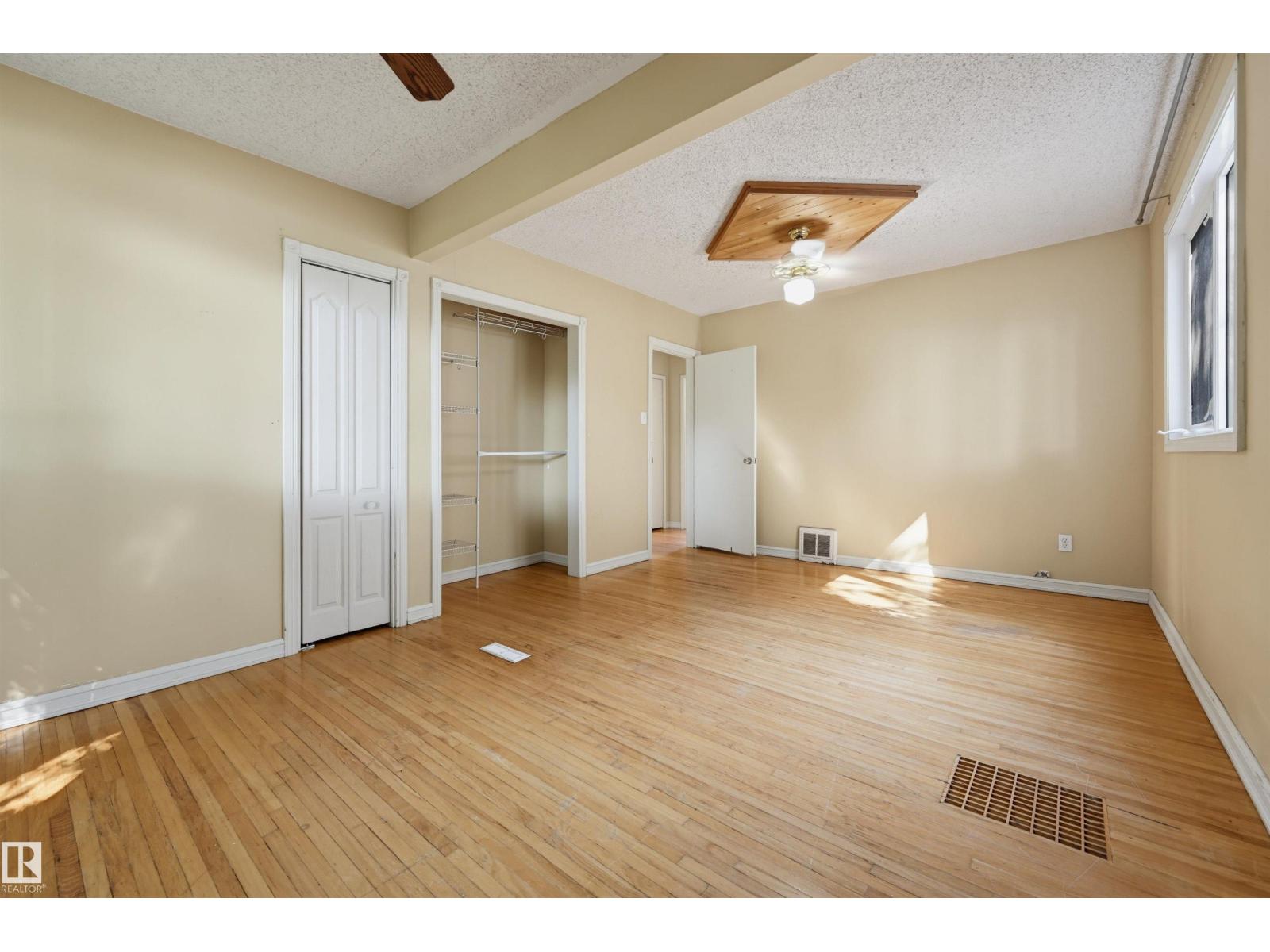 7754 80 Av NW NW, Edmonton, Alberta  T6C 0S4 - Photo 17 - E4501807
