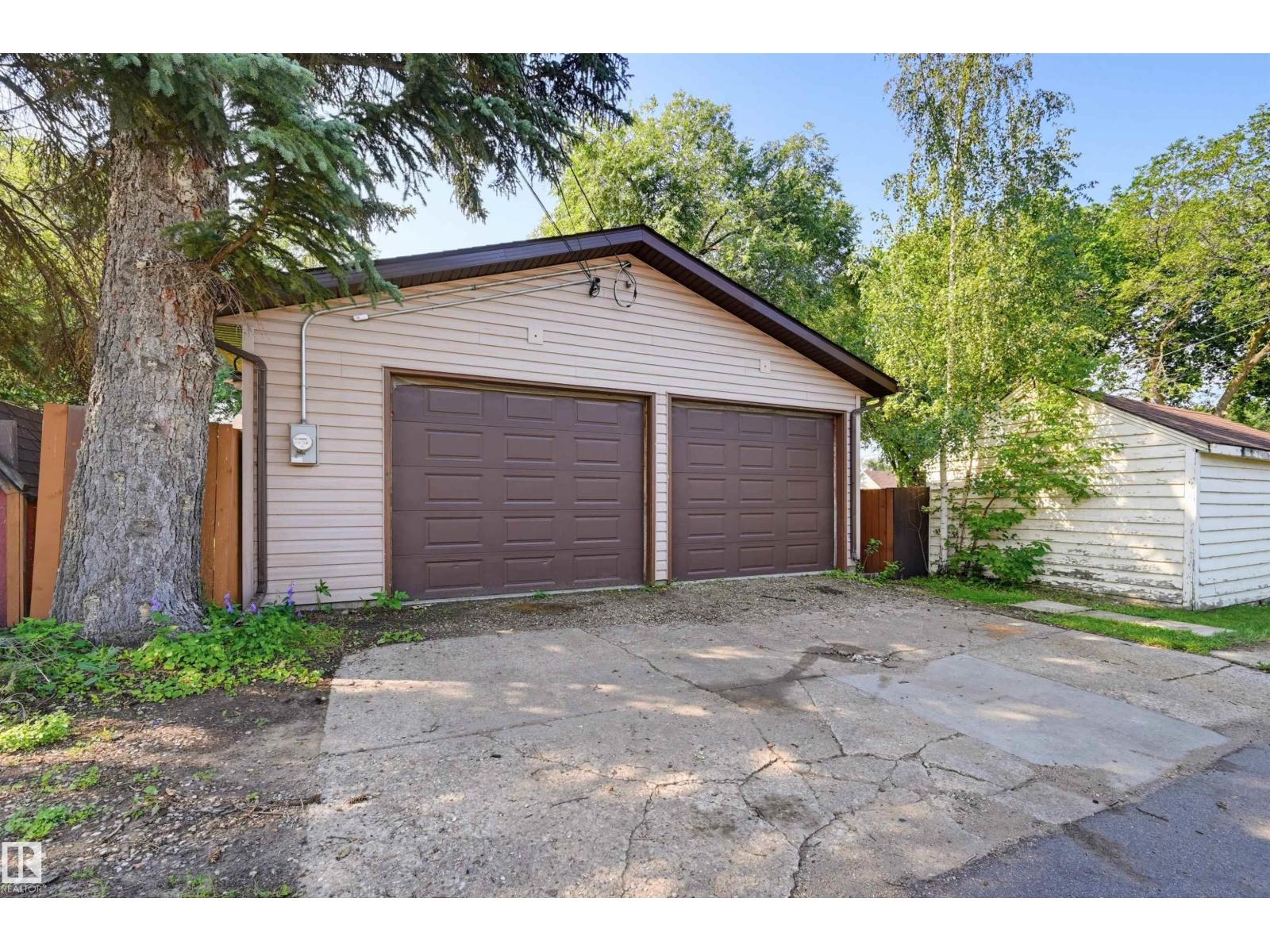 7754 80 Av NW NW, Edmonton, Alberta  T6C 0S4 - Photo 32 - E4501807