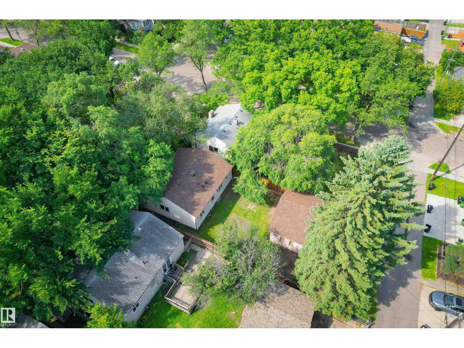7754 80 Av NW NW, Edmonton, Alberta  T6C 0S4 - Photo 35 - E4501807