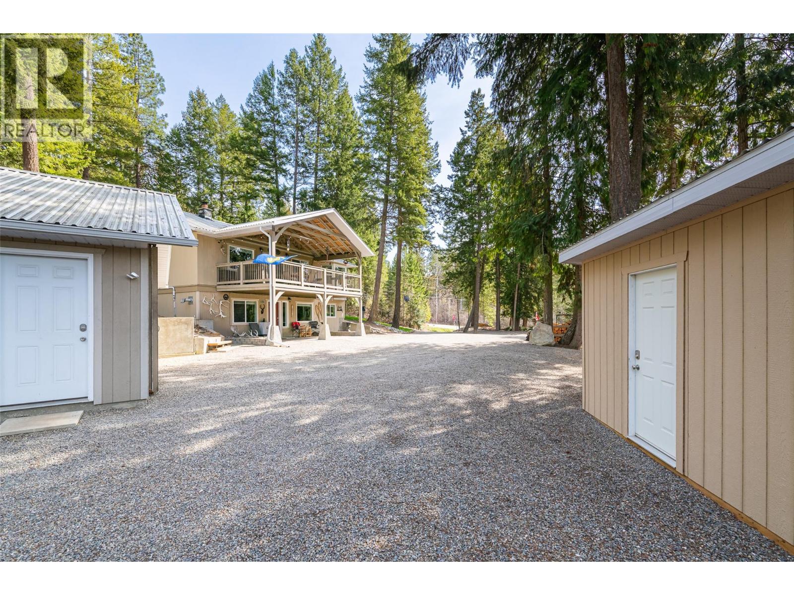 1988 Porthill Road, Lister, British Columbia  V0B 1G2 - Photo 34 - 10380500