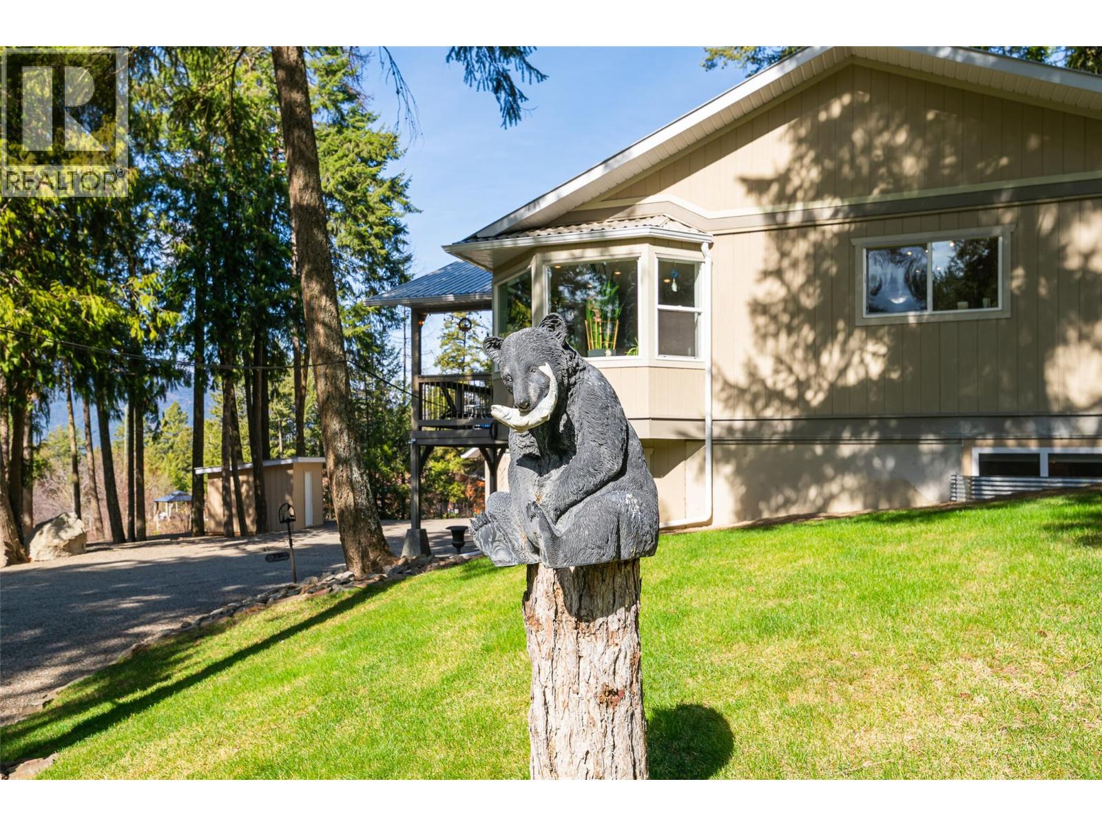 1988 Porthill Road, Lister, British Columbia  V0B 1G2 - Photo 28 - 10380500