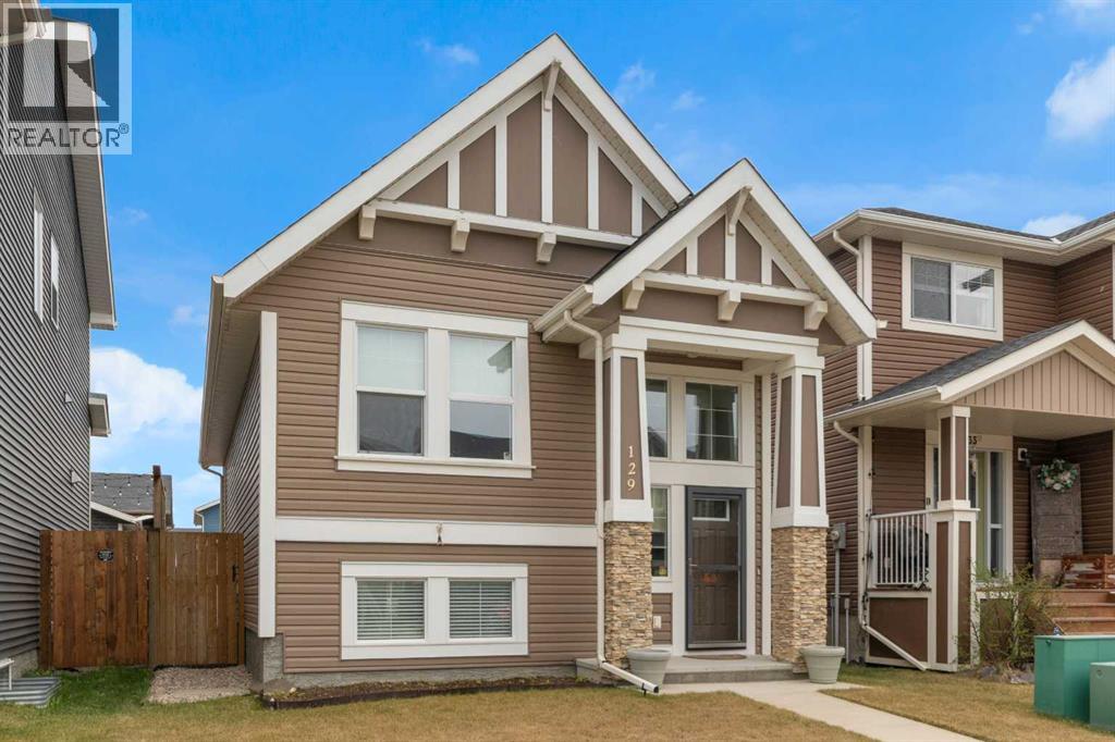 129 Fireside Place, Cochrane, Alberta  T4C 0R4 - Photo 2 - A2309787