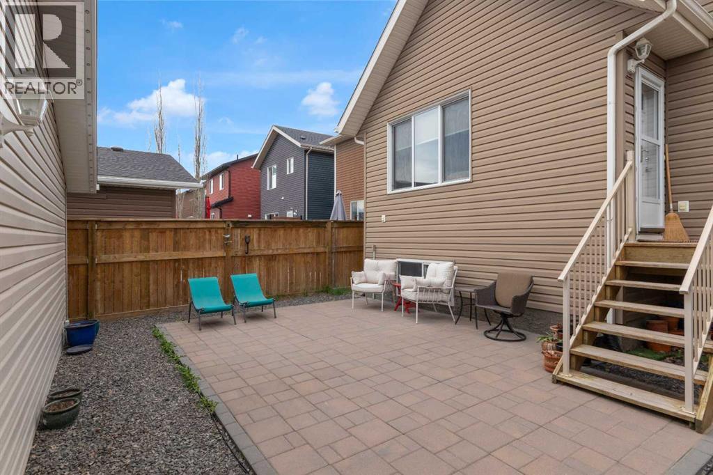 129 Fireside Place, Cochrane, Alberta  T4C 0R4 - Photo 32 - A2309787