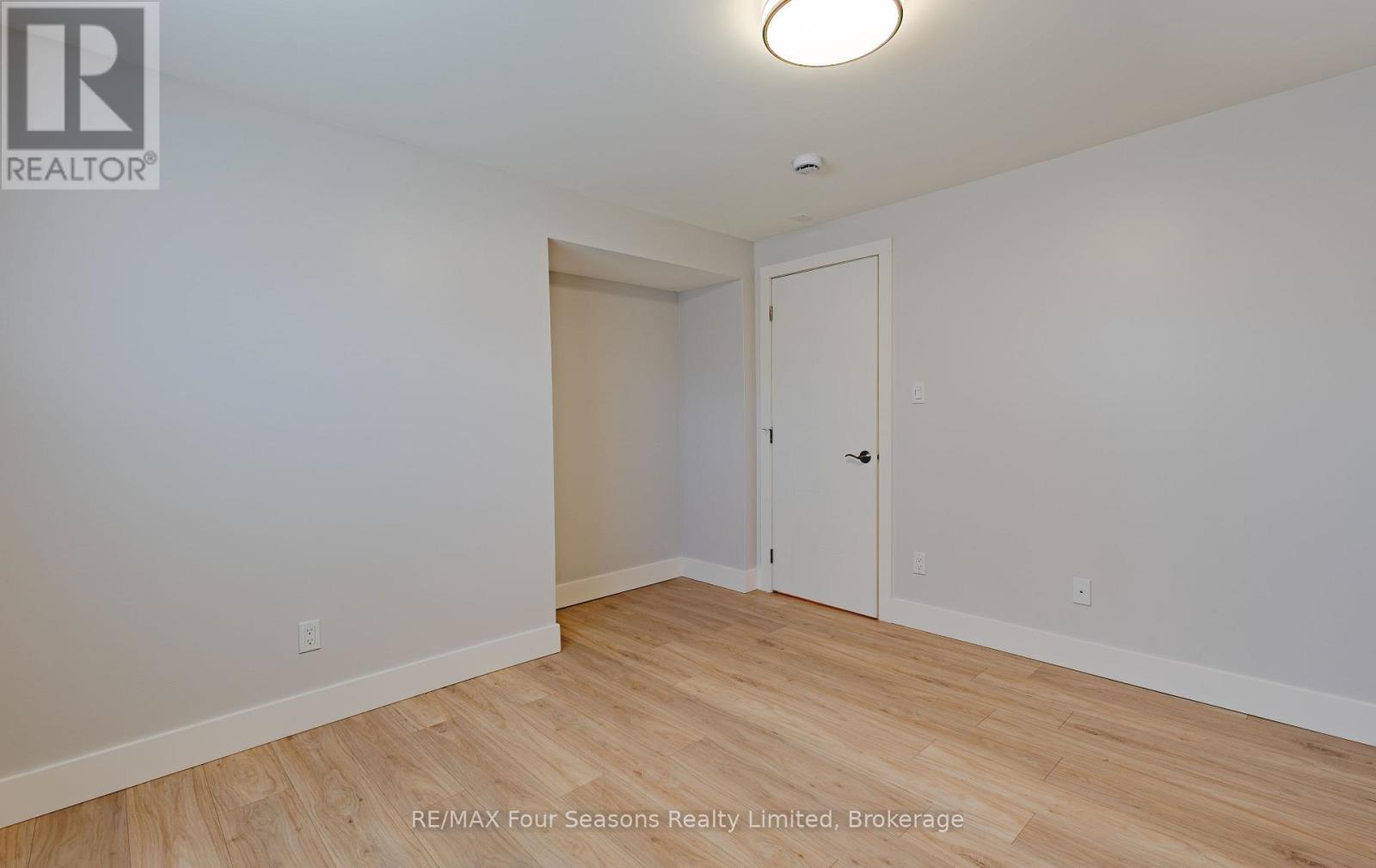 9811 Beachwood Road, Collingwood, Ontario  L9Y 5P1 - Photo 15 - S13629516