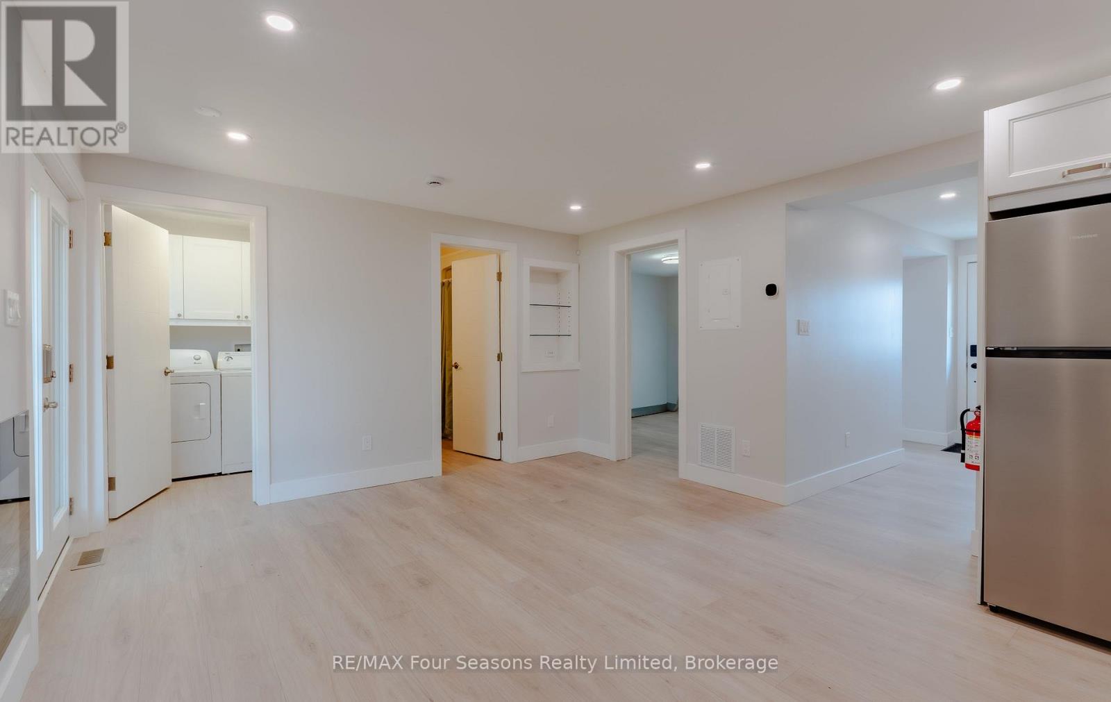 9811 Beachwood Road, Collingwood, Ontario  L9Y 5P1 - Photo 19 - S13629516