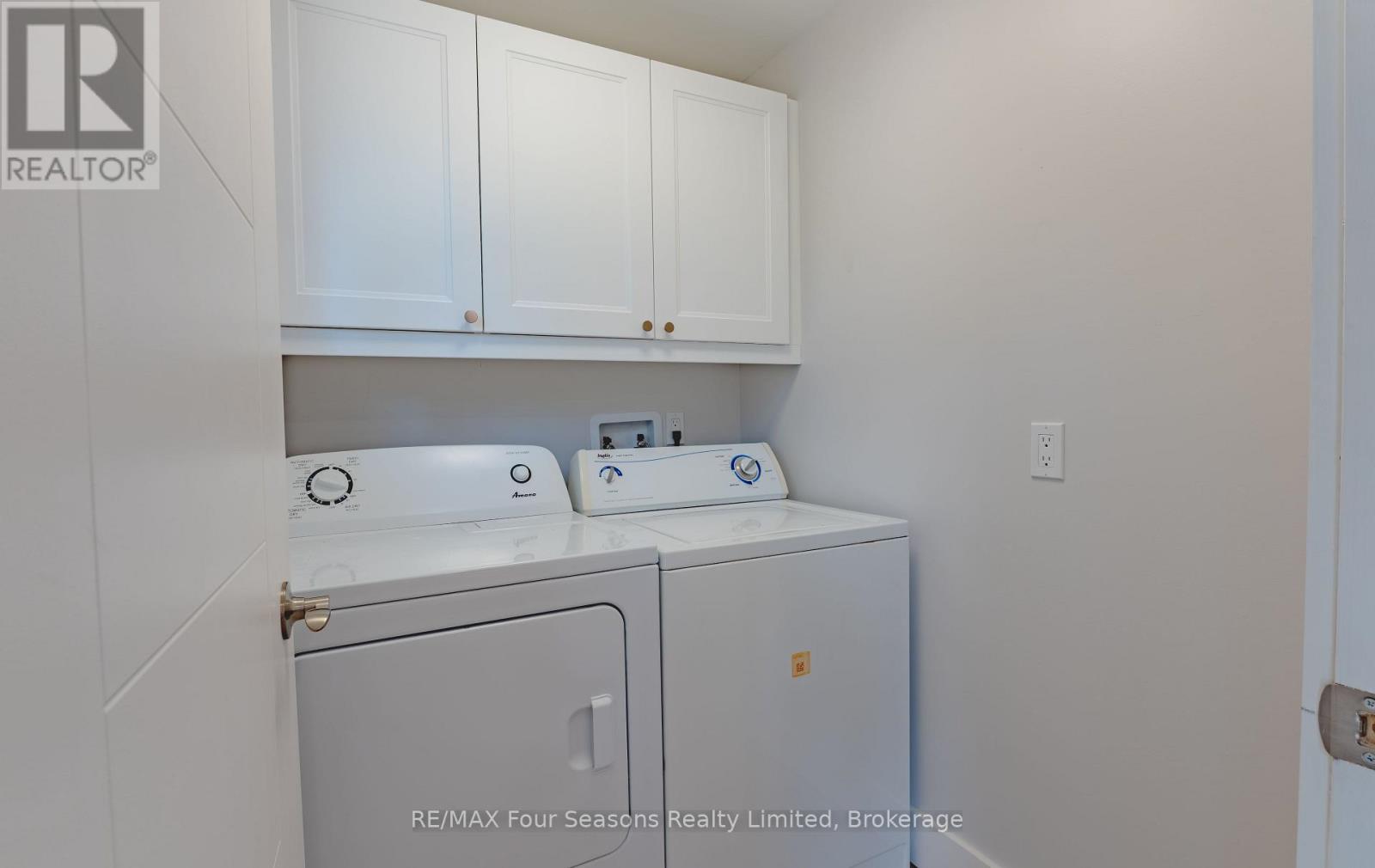 9811 Beachwood Road, Collingwood, Ontario  L9Y 5P1 - Photo 21 - S13629516