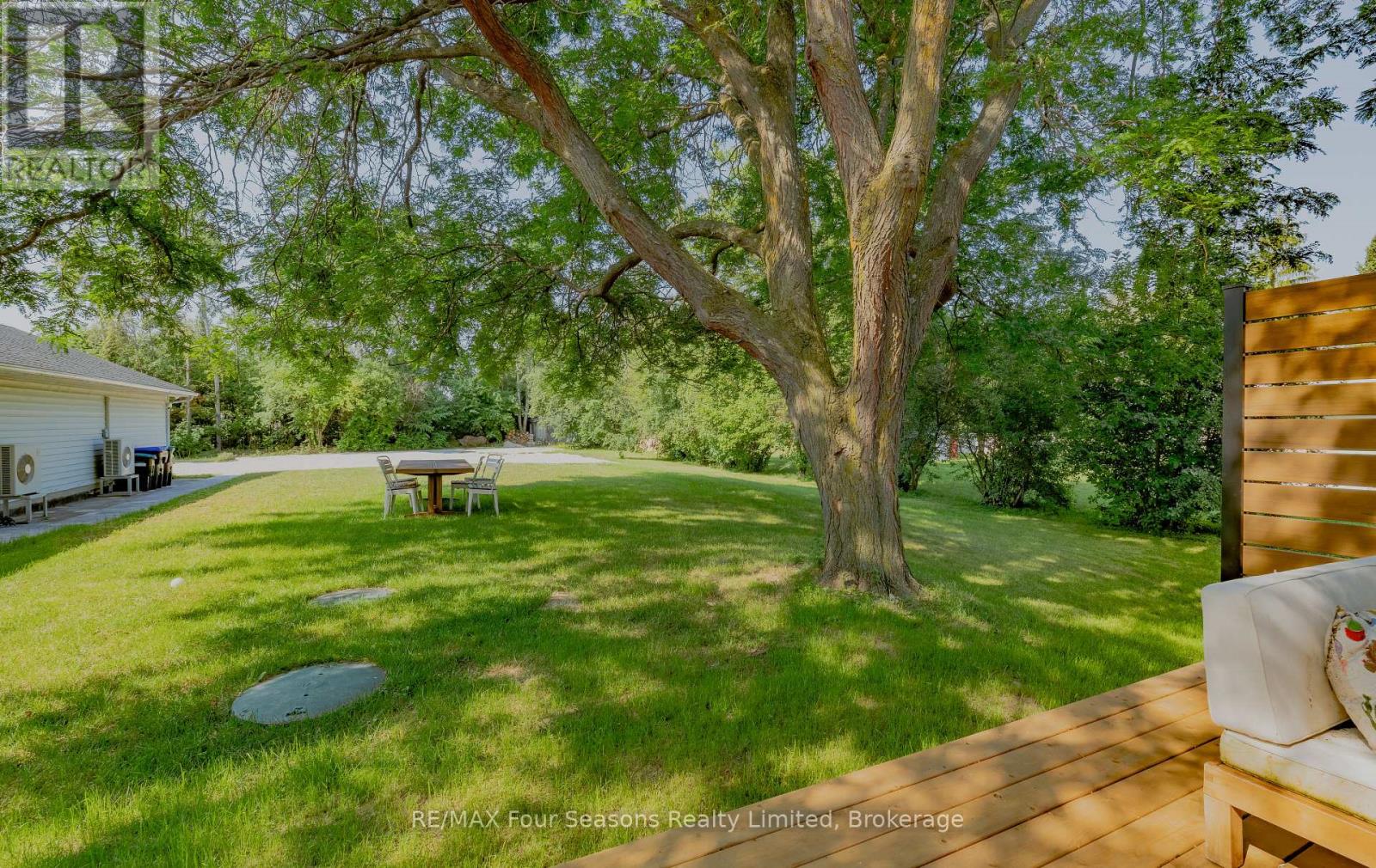 9811 Beachwood Road, Collingwood, Ontario  L9Y 5P1 - Photo 23 - S13629516