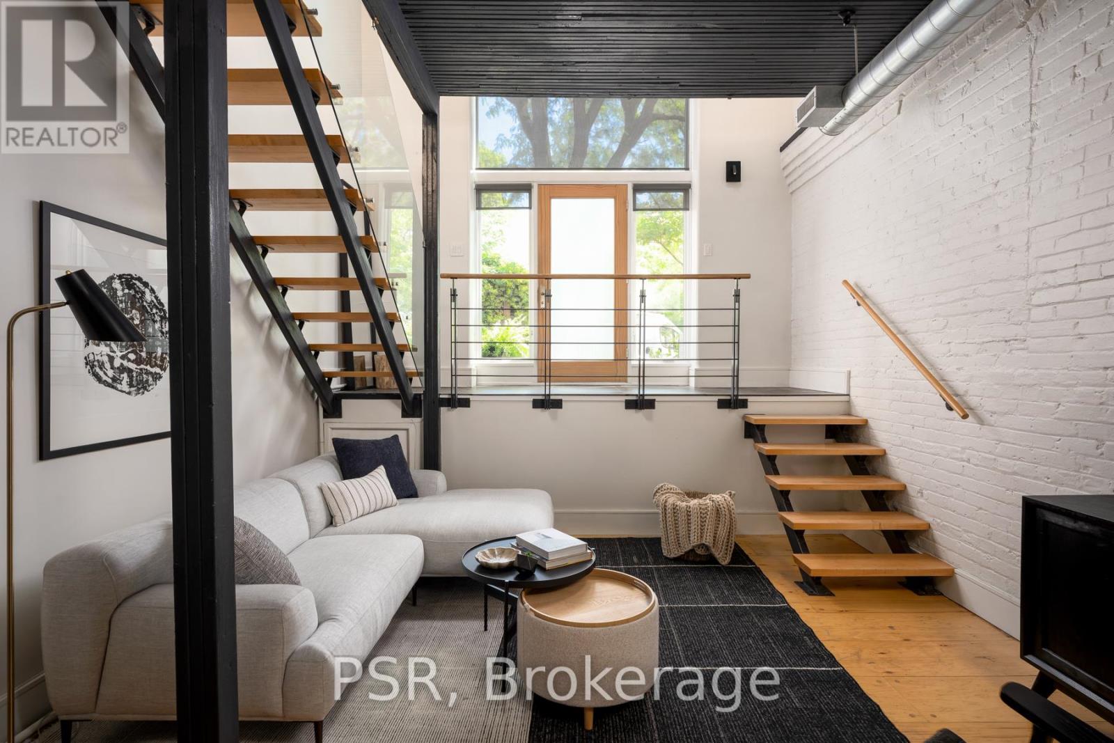 8 - 20 BROCKTON AVENUE, Toronto, Ontario