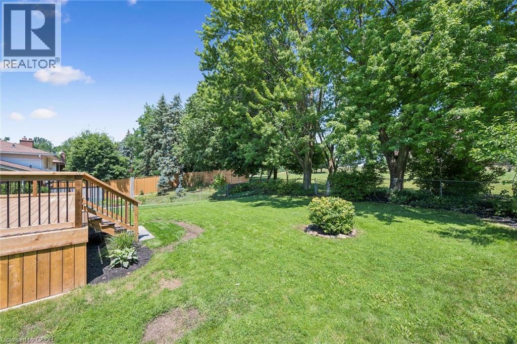 70 Champlain Crescent, Kitchener, Ontario  N2B 2Y6 - Photo 39 - 40840253