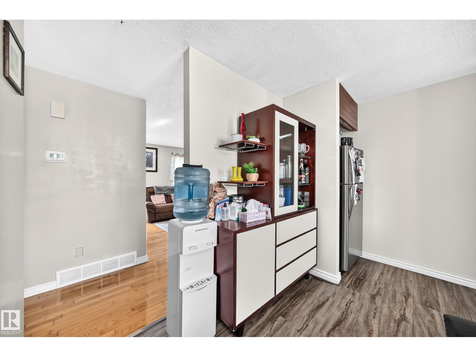 9824 171 Av NW, Edmonton, Alberta  T5X 3G4 - Photo 19 - E4501811