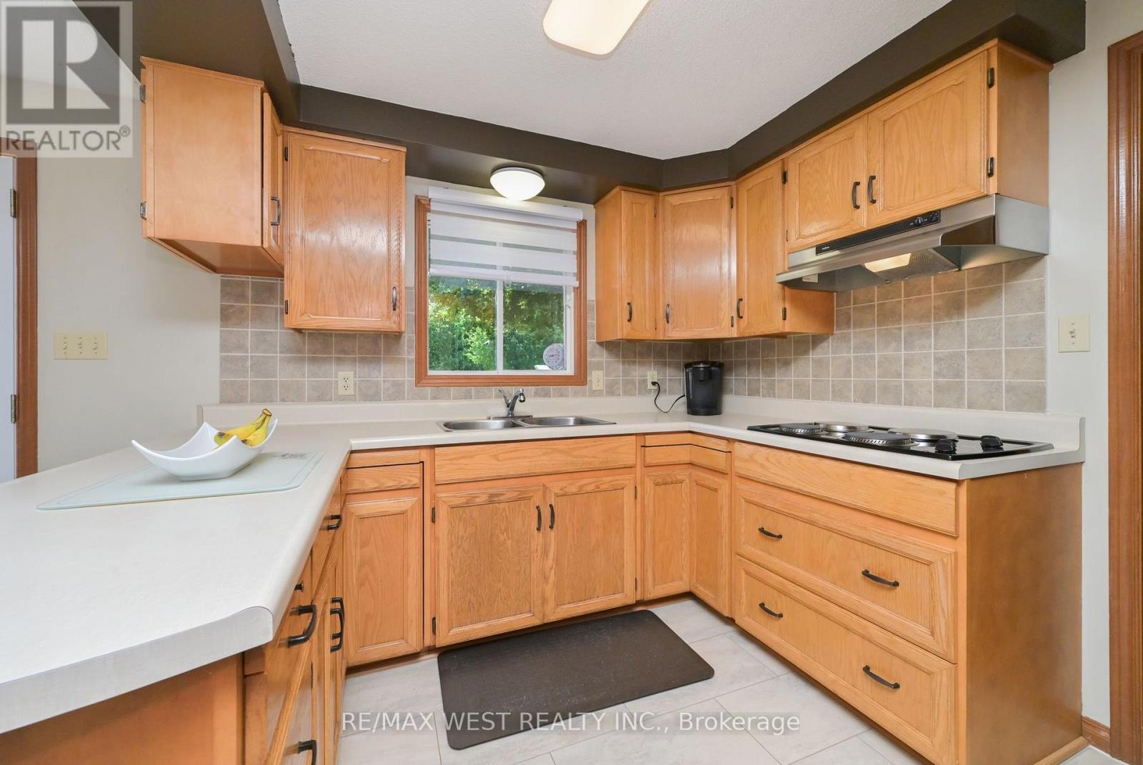 5775 Boston Mills Road, Caledon, Ontario  L7C 0P1 - Photo 16 - W13629504
