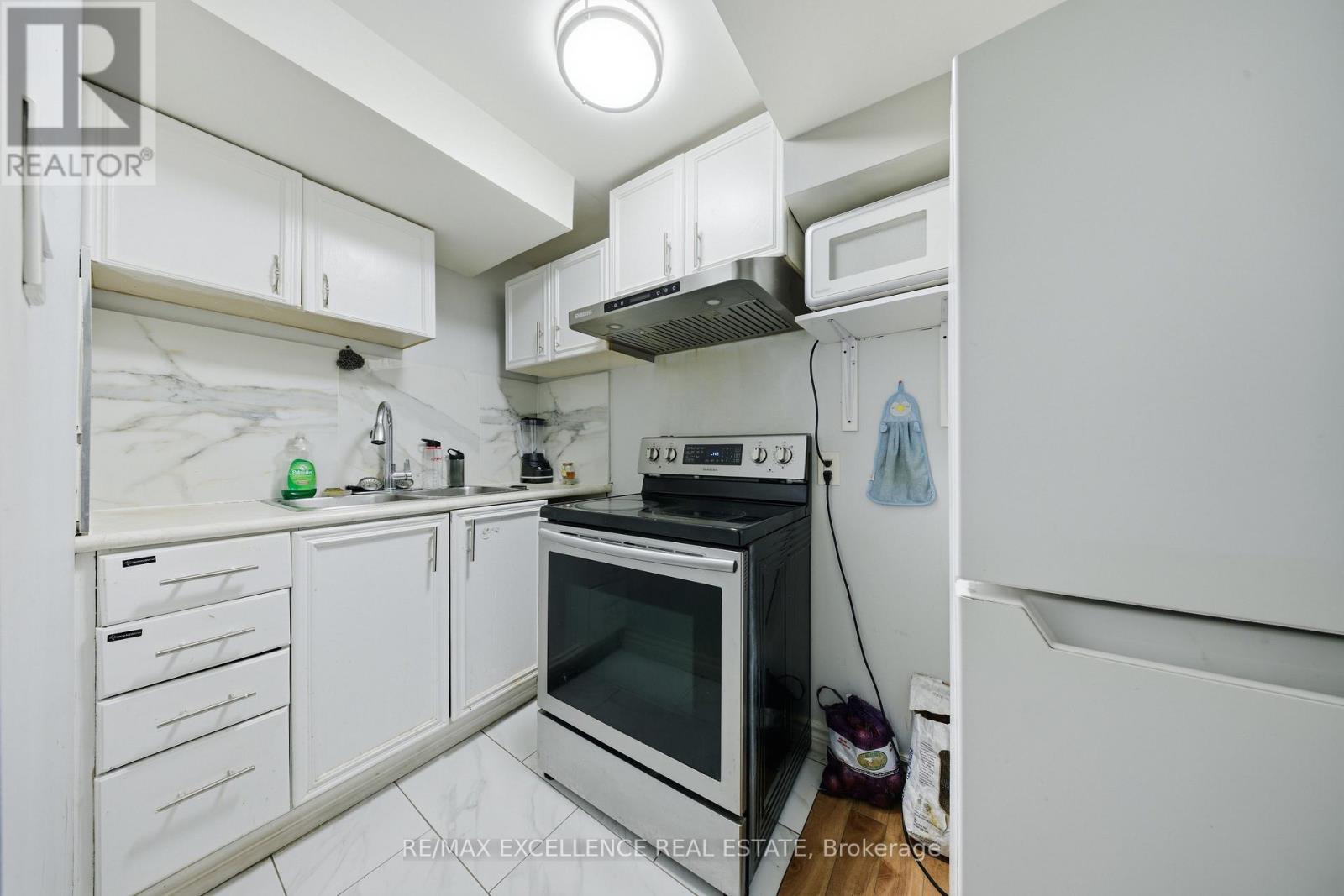 46 Nectarine Crescent, Brampton, Ontario  L6S 5Z1 - Photo 22 - W13629506