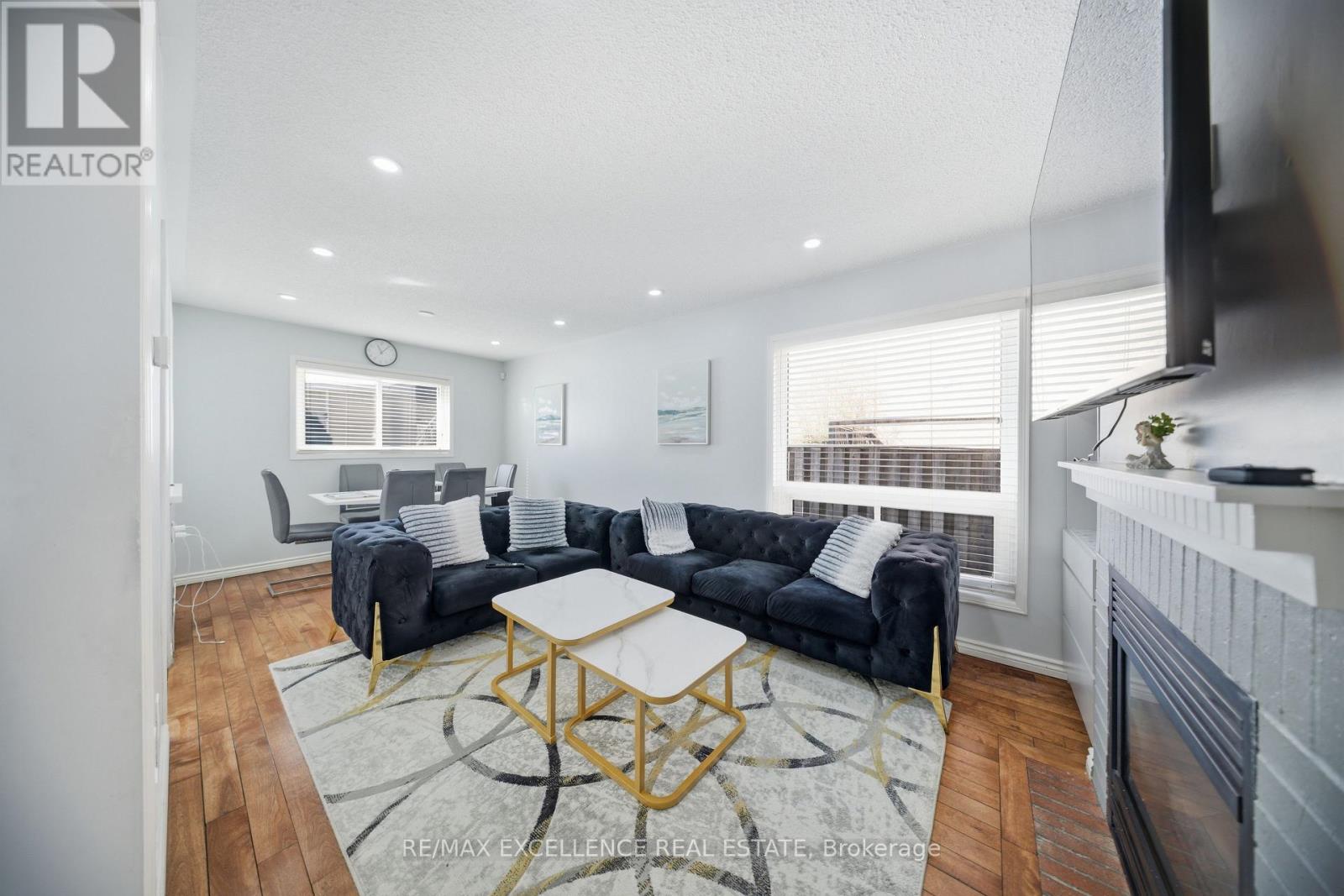 46 Nectarine Crescent, Brampton, Ontario  L6S 5Z1 - Photo 6 - W13629506