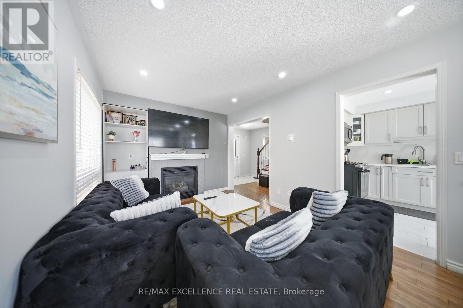 46 Nectarine Crescent, Brampton, Ontario  L6S 5Z1 - Photo 8 - W13629506
