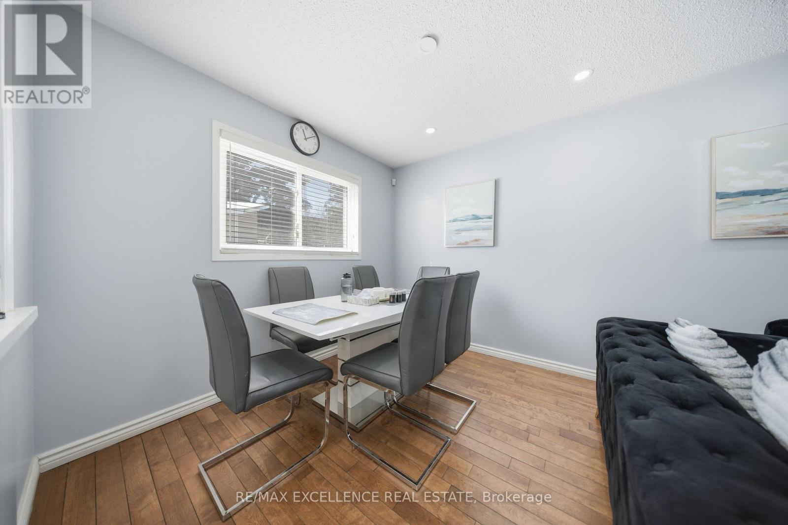 46 Nectarine Crescent, Brampton, Ontario  L6S 5Z1 - Photo 9 - W13629506