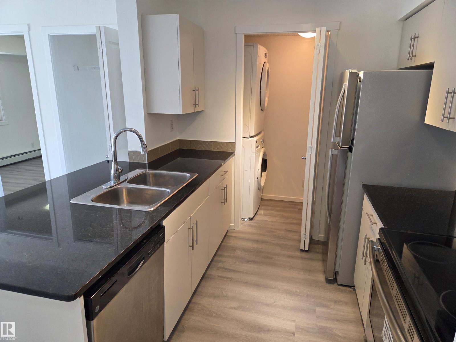 #309 5816 Mullen Pl NW, Edmonton, Alberta  T6R 0W3 - Photo 3 - E4501812