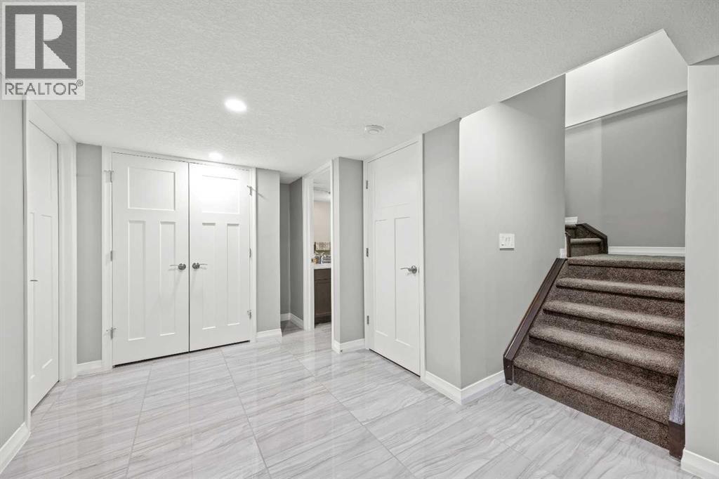 27 Mahogany Crescent Se, Calgary, Alberta  T3M 2K6 - Photo 39 - A2327660