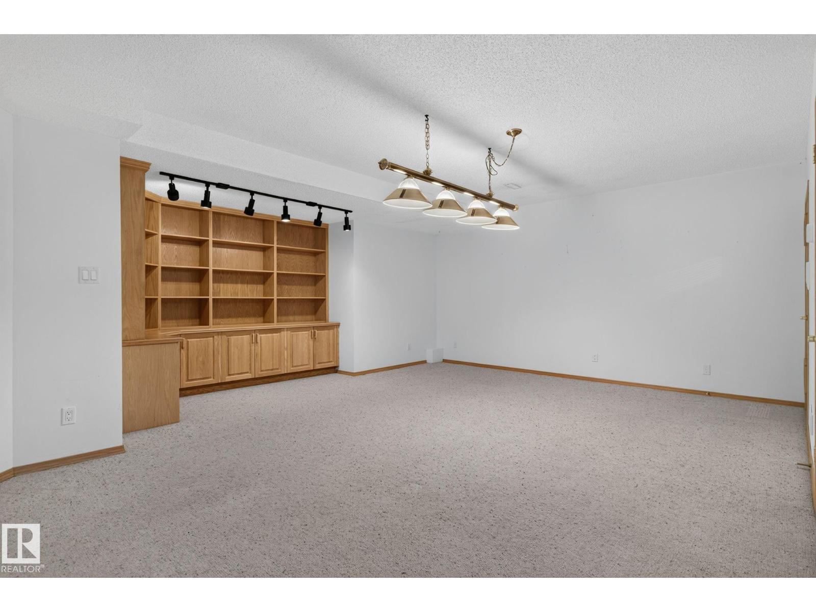 120 Ironwood Pl NW, Edmonton, Alberta  T6J 6R4 - Photo 42 - E4501813
