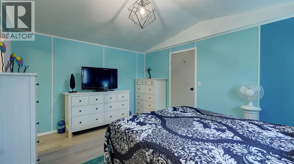 25 Westover Crescent W, Claresholm, Alberta  T0L 0T0 - Photo 28 - A2330834