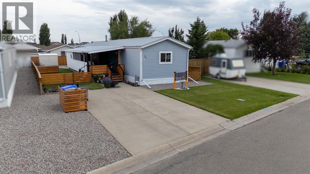 25 Westover Crescent W, Claresholm, Alberta  T0L 0T0 - Photo 10 - A2330834