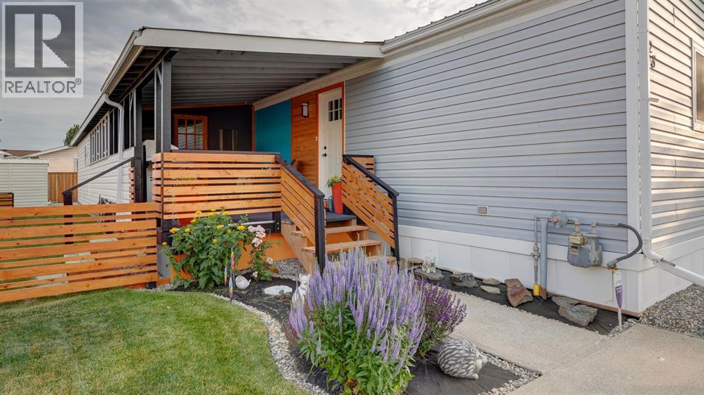 25 Westover Crescent W, Claresholm, Alberta  T0L 0T0 - Photo 4 - A2330834