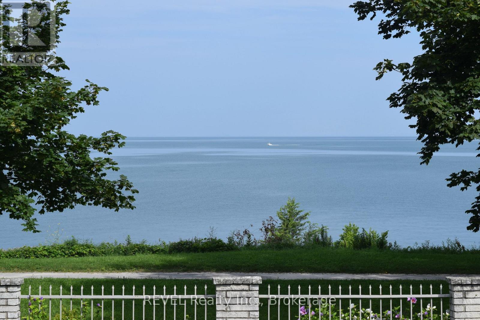 53 Beachview Drive, St. Catharines, Ontario  L2N 3W4 - Photo 4 - X13516944