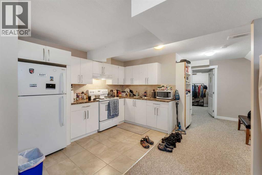 91 Saddlebrook Way NE, Calgary, Alberta  T3J 5M8 - Photo 32 - A2326030