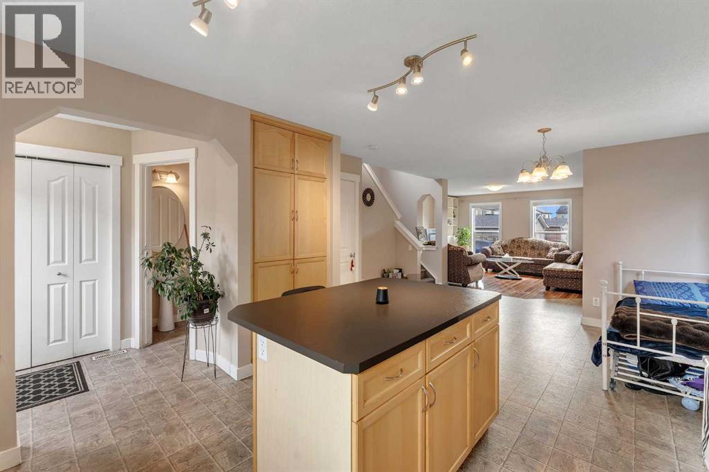 91 Saddlebrook Way NE, Calgary, Alberta  T3J 5M8 - Photo 17 - A2326030