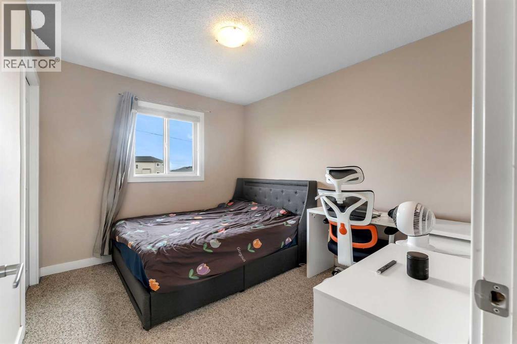 91 Saddlebrook Way NE, Calgary, Alberta  T3J 5M8 - Photo 25 - A2326030