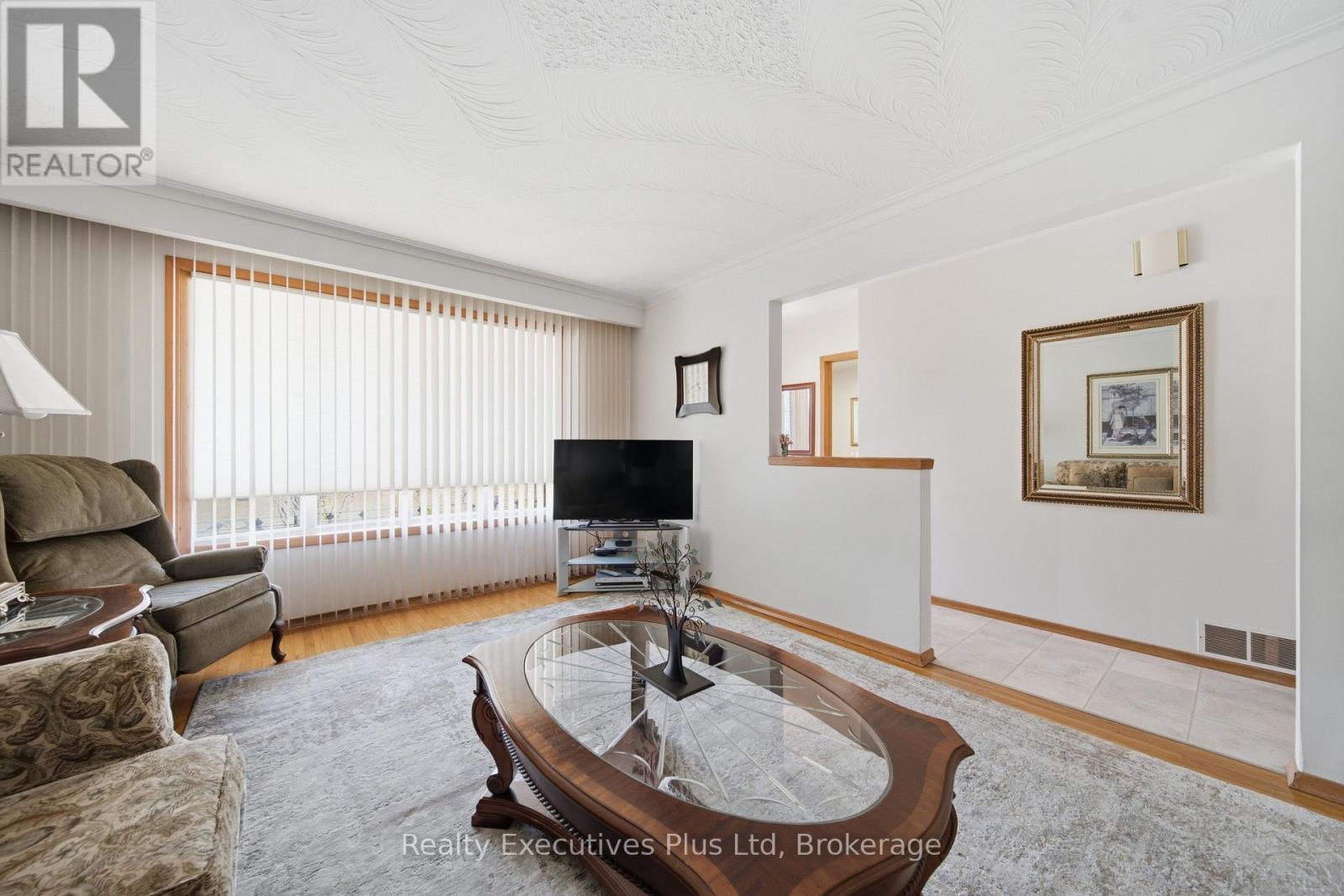 115 Cassino Avenue, Guelph, Ontario  N1E 2J6 - Photo 9 - X13629238