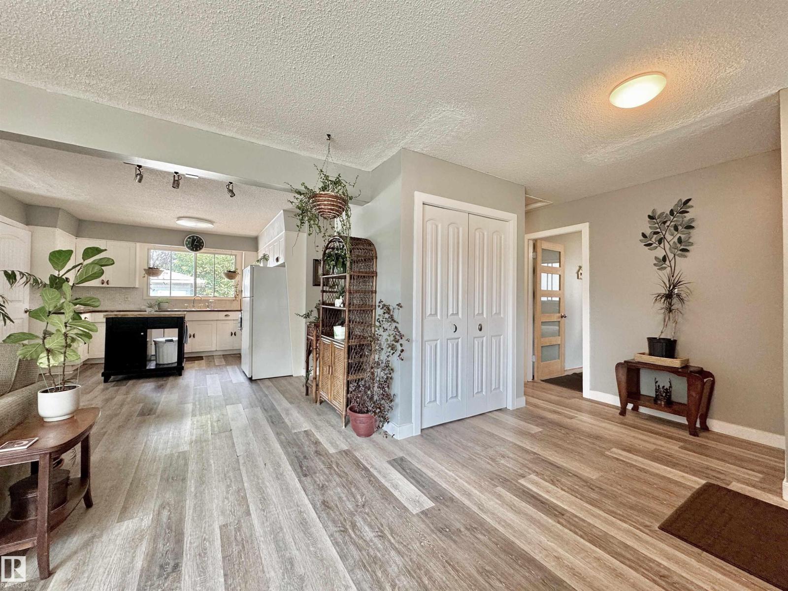 119 Garland Cr, Sherwood Park, Alberta  T8A 2R1 - Photo 9 - E4501814