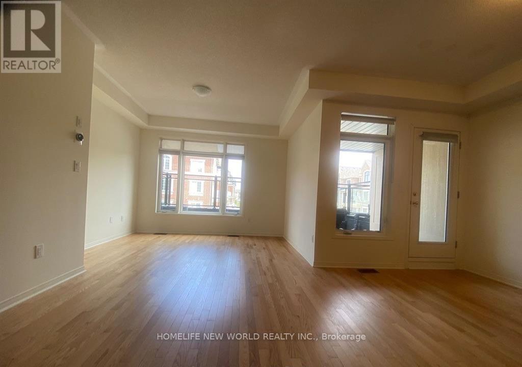 16 Slaney Street, Richmond Hill, Ontario  L4S 0K8 - Photo 7 - N13629566