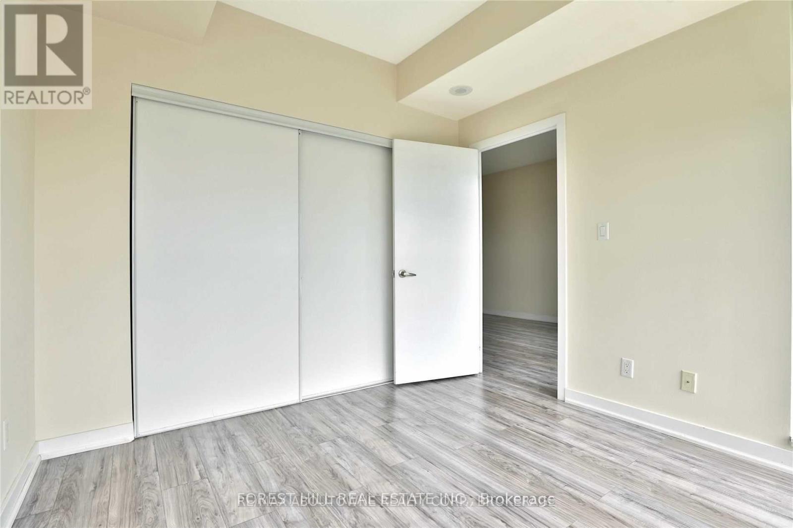 3106 - 4070 Confederation Parkway, Mississauga, Ontario  L5B 0E9 - Photo 2 - W13629574