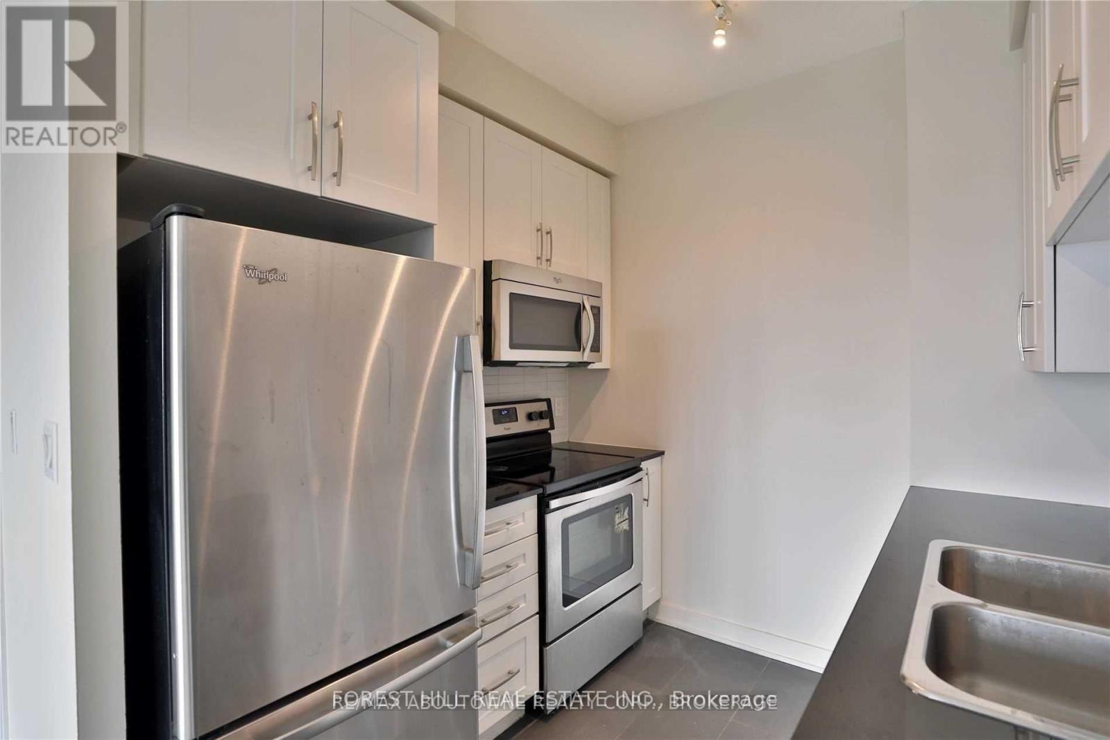 3106 - 4070 Confederation Parkway, Mississauga, Ontario  L5B 0E9 - Photo 8 - W13629574