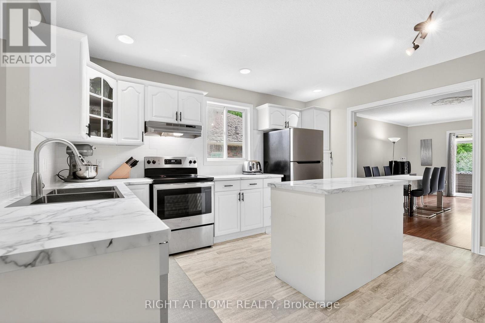 5524 Fraser Street, Niagara Falls, Ontario  L2E 3C9 - Photo 7 - X13629564