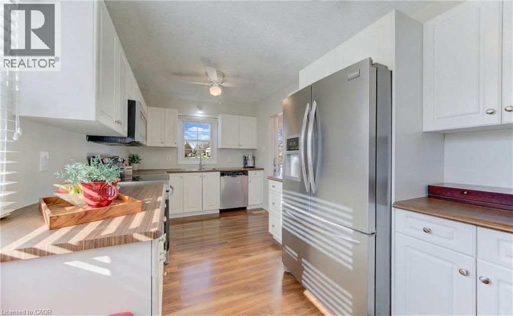 190 Natchez Road, Kitchener, Ontario  N2B 3L2 - Photo 8 - 40849007