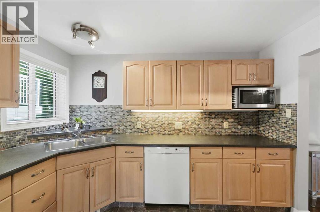 8 Sydney Close, Red Deer, Alberta  T4N 0E1 - Photo 15 - A2334098