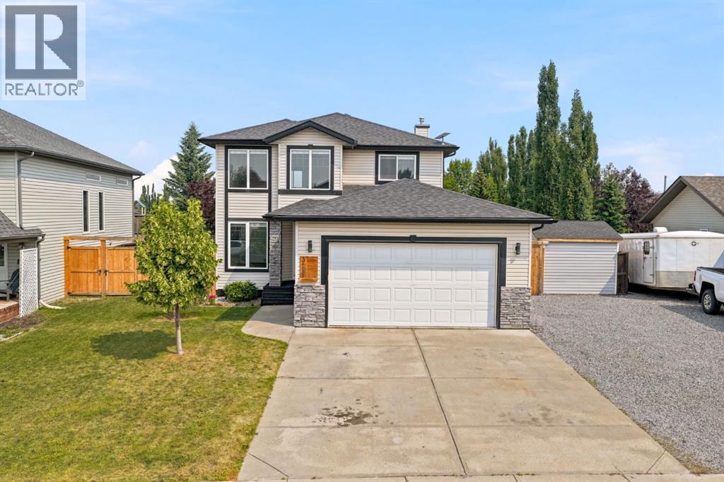 328 Carriage Lane Drive, Carstairs, Alberta  T0M 0N0 - Photo 2 - A2330455