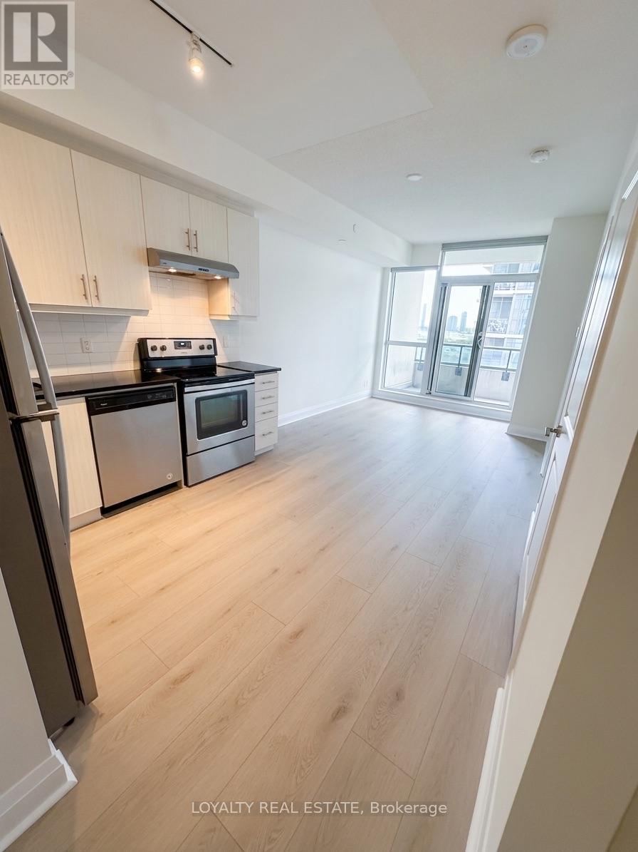 901 - 17 Zorra Street, Toronto, Ontario  M8Z 4Z6 - Photo 5 - W13623646
