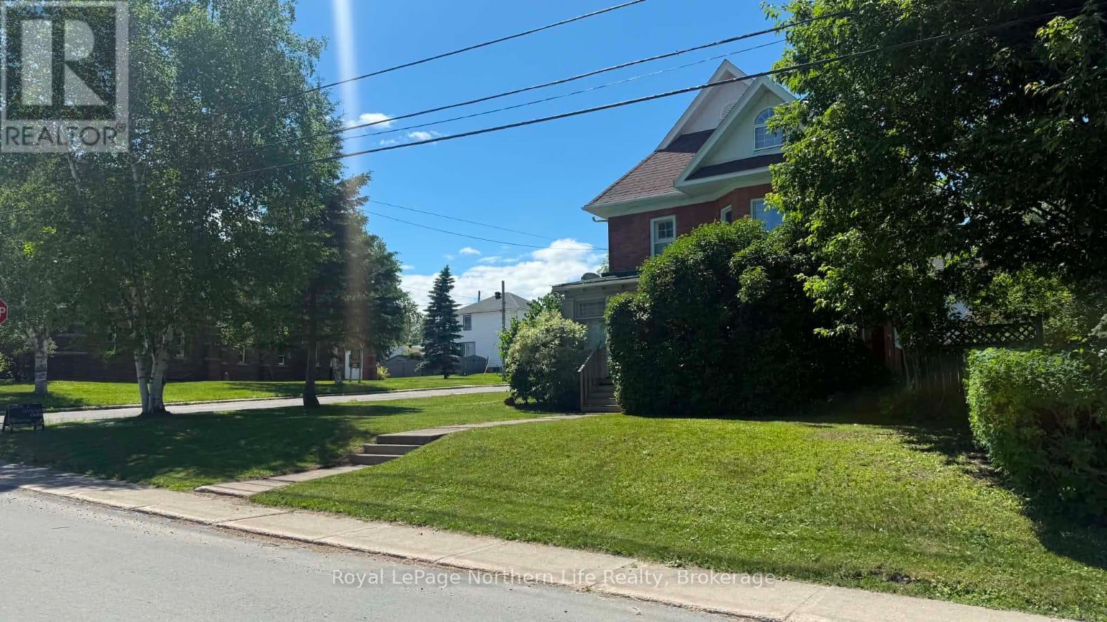 534 Rorke Avenue, Temiskaming Shores, Ontario  P0J 1K0 - Photo 5 - T13540256