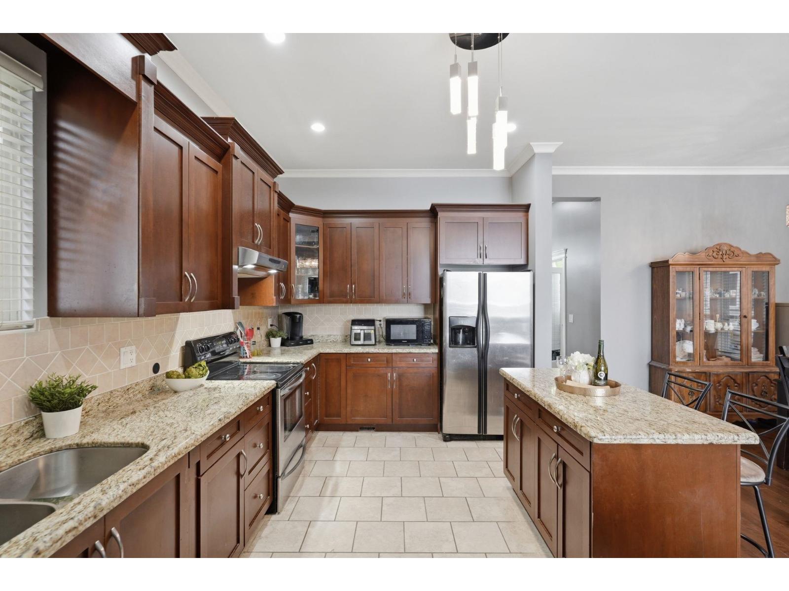 6814 192 Street, Surrey, British Columbia  V4N 0B5 - Photo 13 - R3132090
