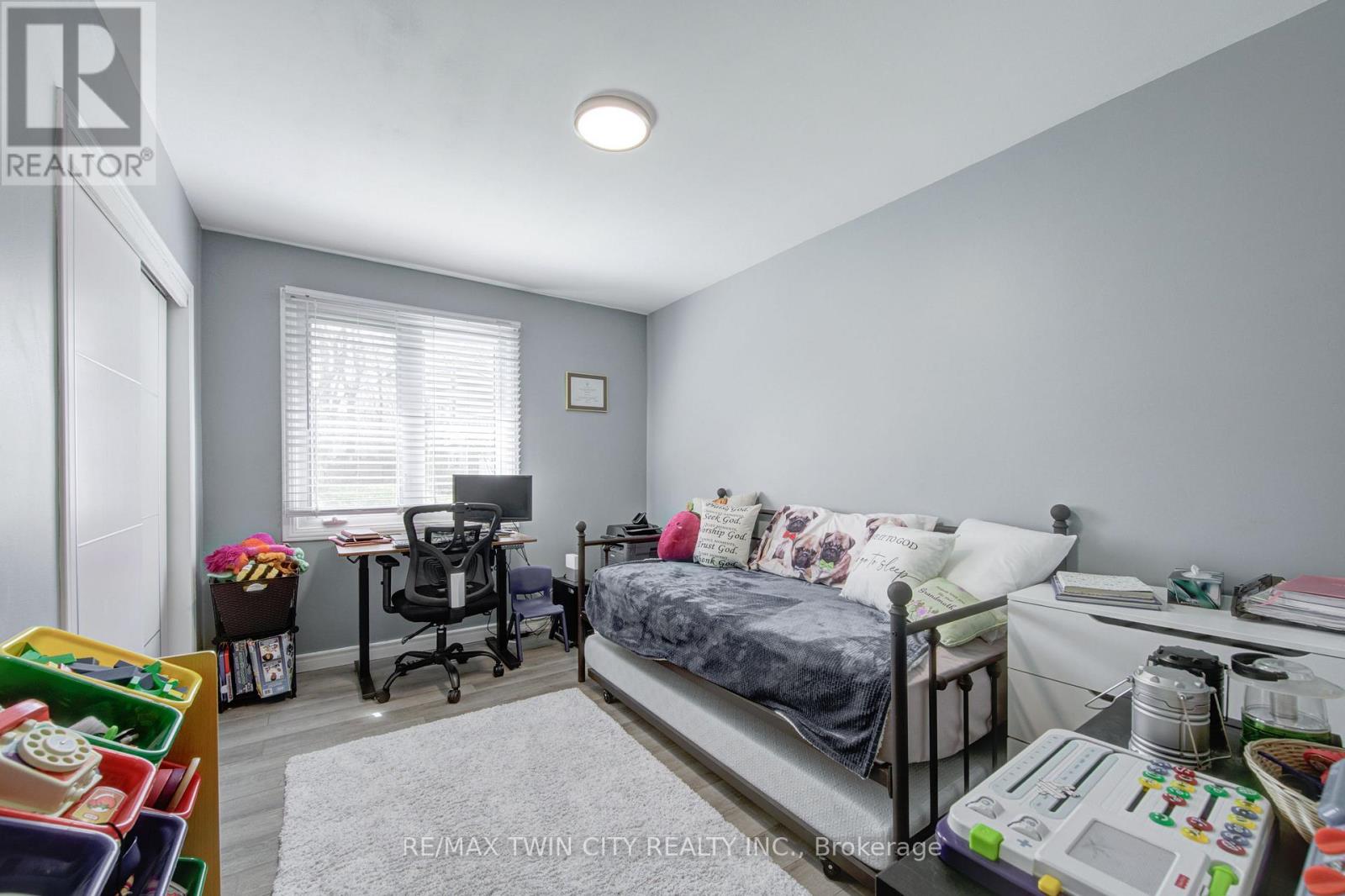 186 Shuh Avenue, Kitchener, Ontario N2A 1H6 - Photo 27 - X13629594