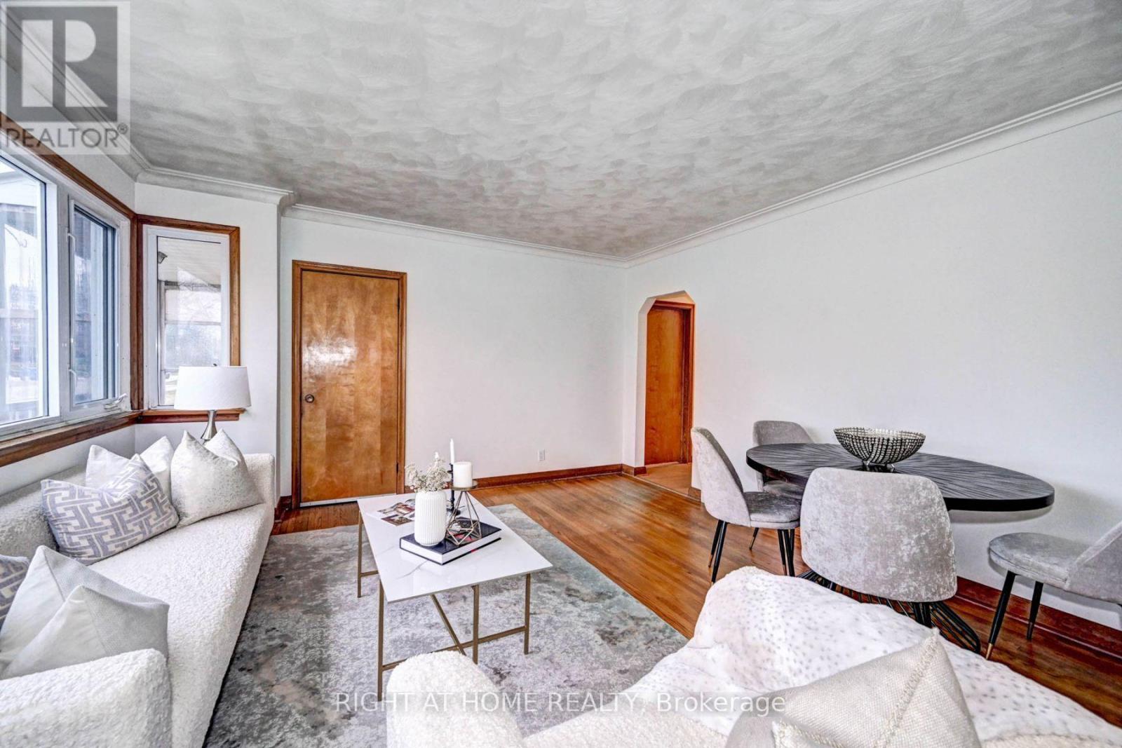 45 Philip Avenue, Guelph, Ontario N1E 1R5 - Photo 2 - X13629602