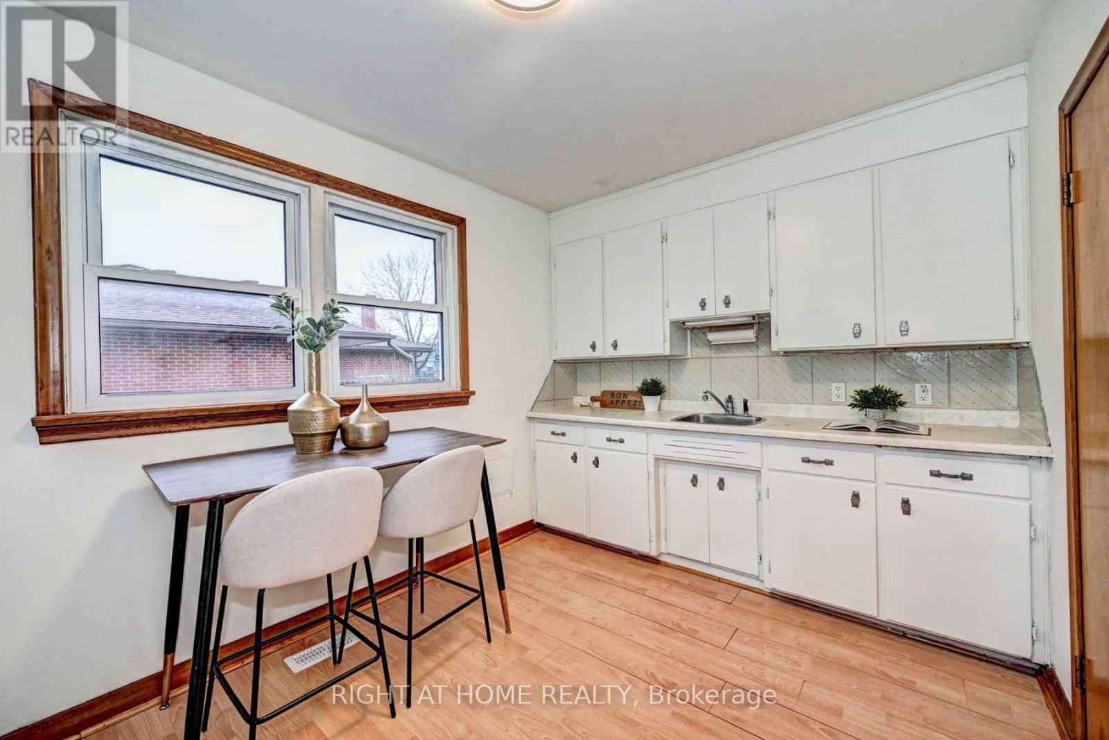 45 Philip Avenue, Guelph, Ontario N1E 1R5 - Photo 5 - X13629602