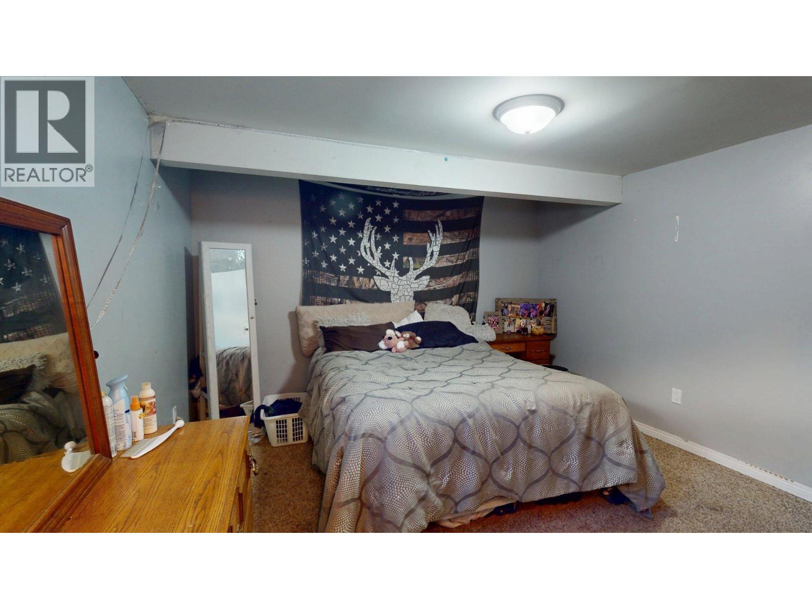 2405 Arbutus Street, Elkford, British Columbia  V0B 1H0 - Photo 36 - 10396382