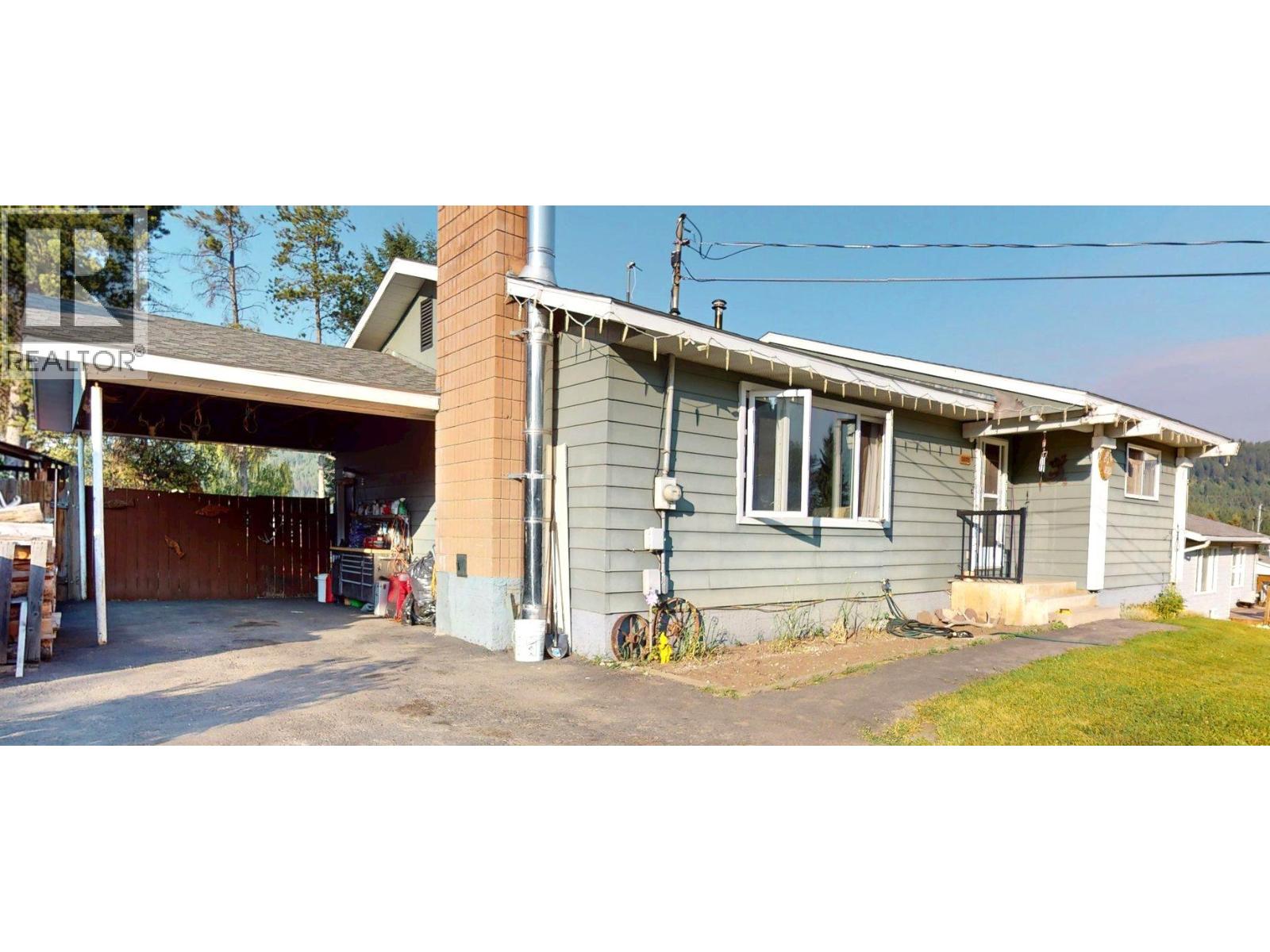 2405 Arbutus Street, Elkford, British Columbia  V0B 1H0 - Photo 40 - 10396382