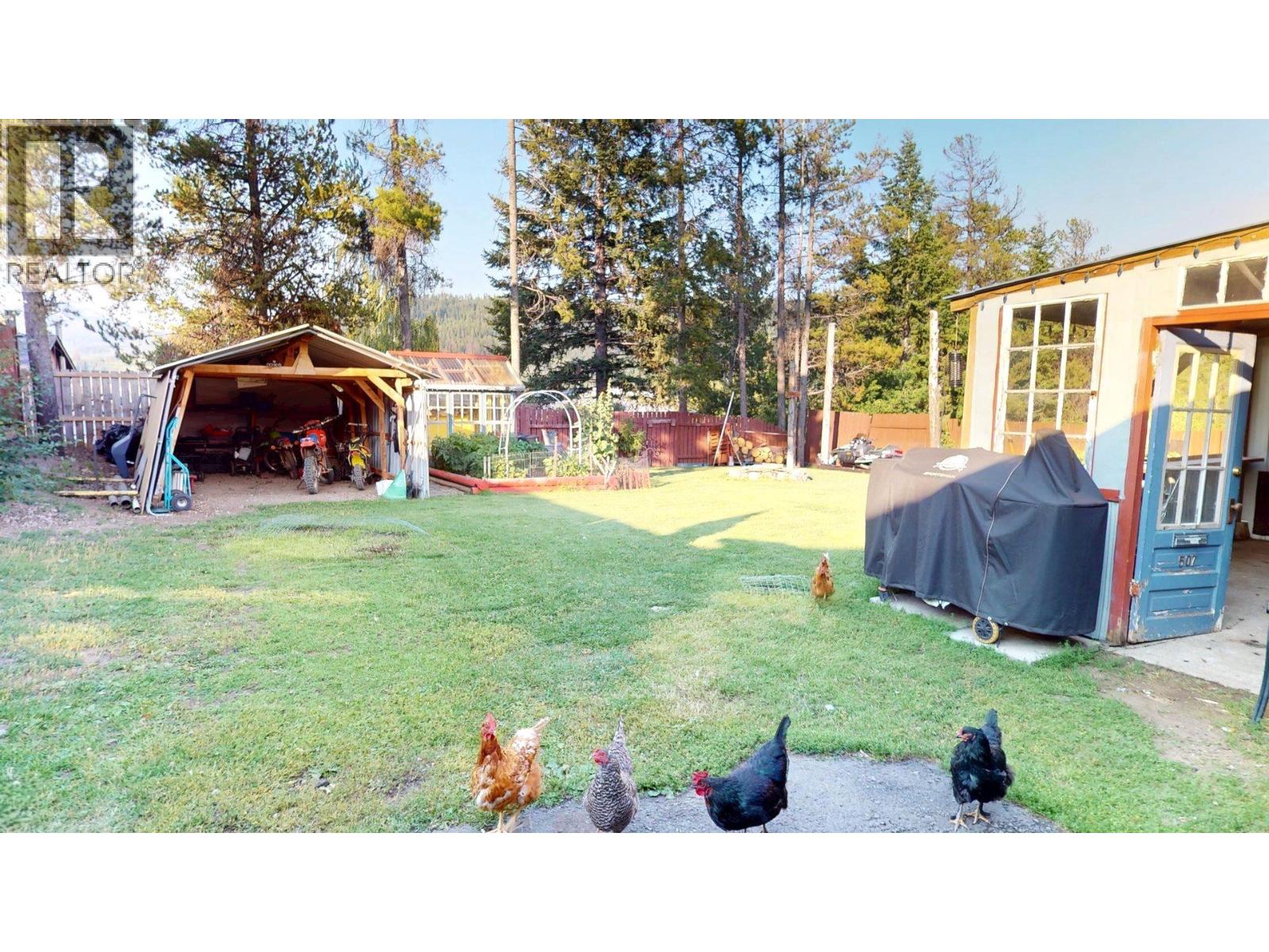 2405 Arbutus Street, Elkford, British Columbia  V0B 1H0 - Photo 41 - 10396382